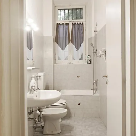 Casina Modesta 솜마롬바르도